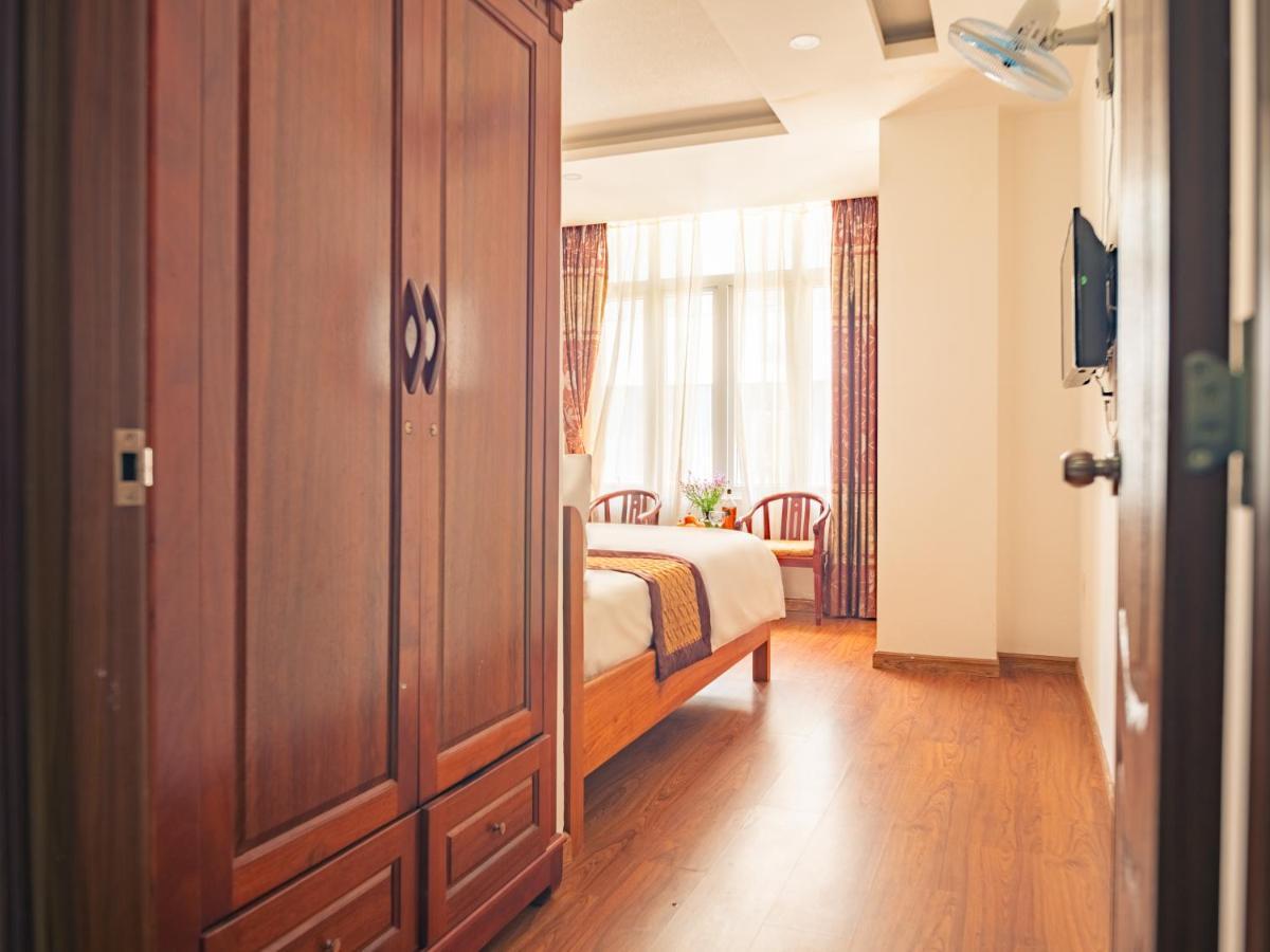 Miami Beach Hotel & Apartment Da Nang Exterior photo